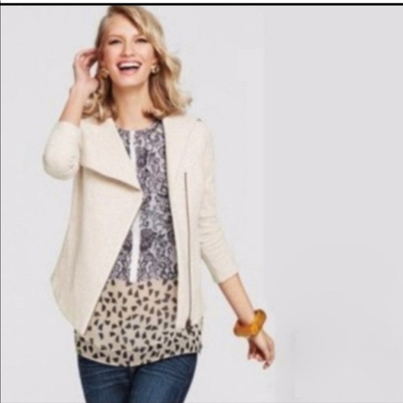 Cabi Ladylike Tunic sleeveless top - Picture 8 of 11